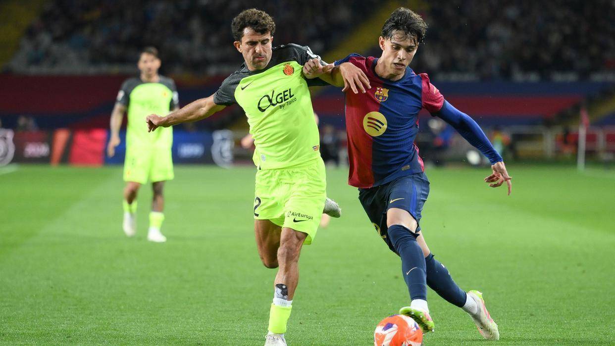 NG体育莱万多夫斯基关键节点赛况扑朔迷离,热火带队取胜!(莱万多夫斯基是哪队的)